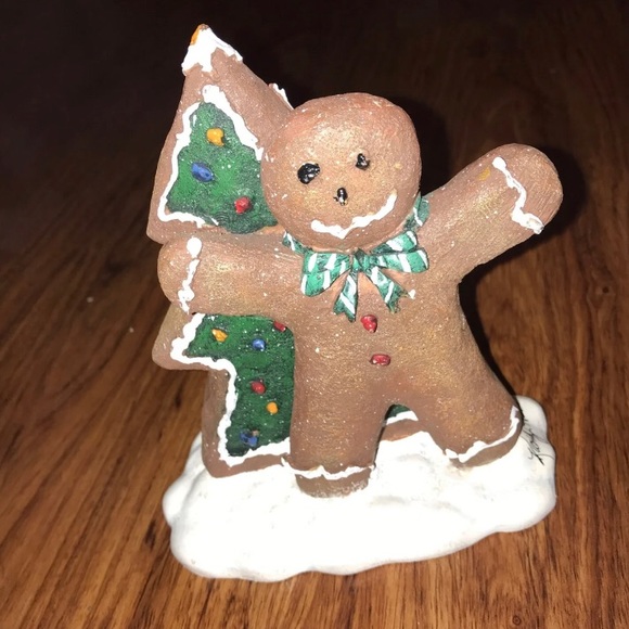 Gingerbread Man Figure - Picture 1 of 3